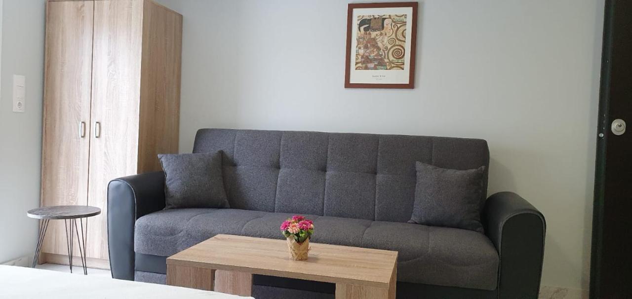 Paralía Apartmani Dedalus מראה חיצוני תמונה