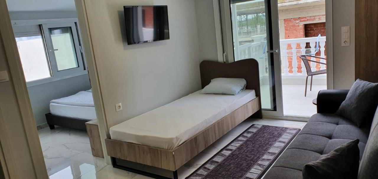 Paralía Apartmani Dedalus מראה חיצוני תמונה